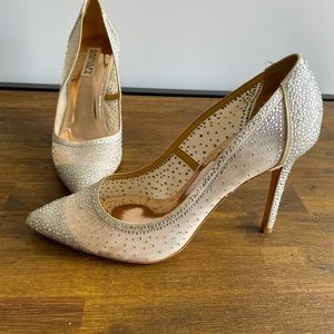 Badgely Mishka Weslee Pump